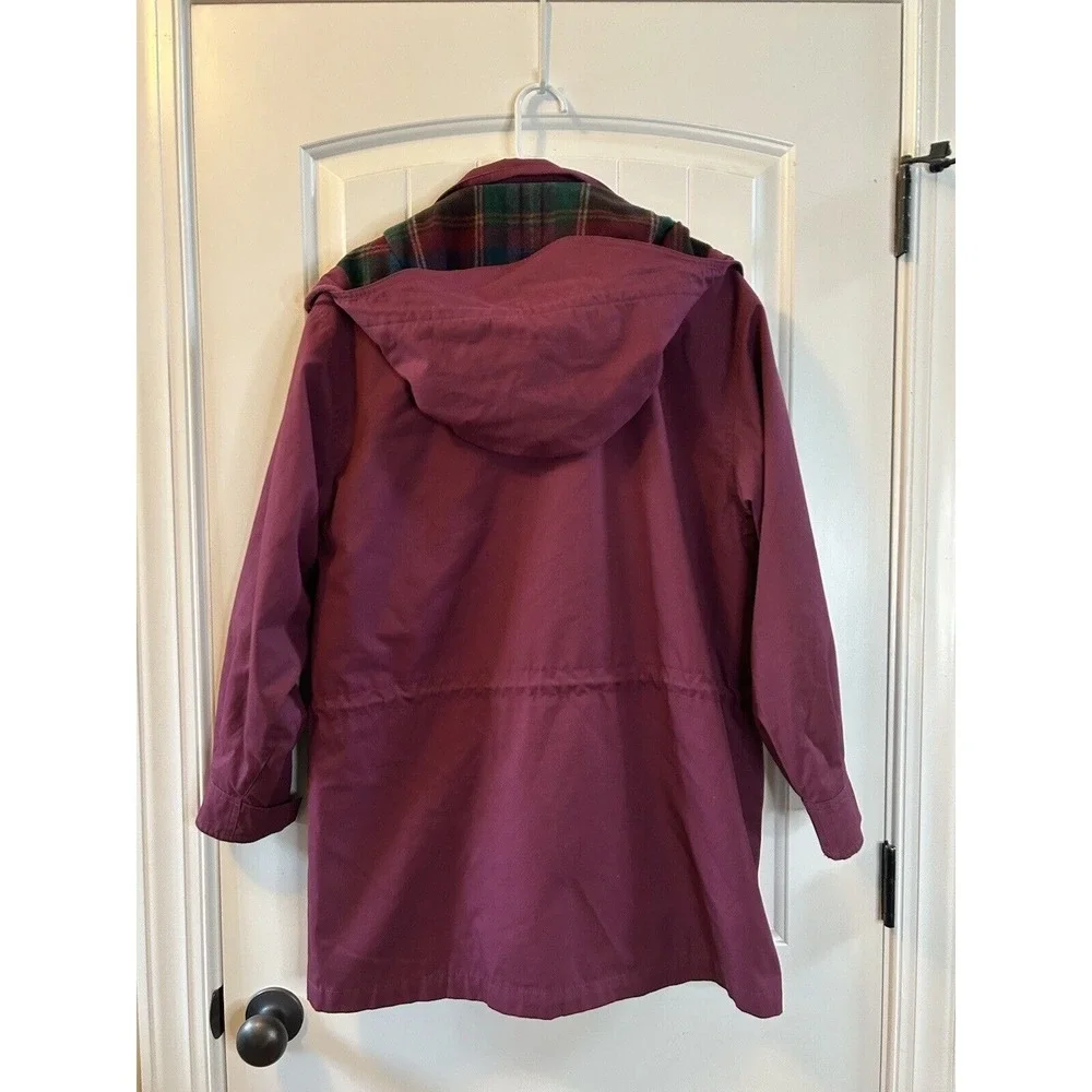 EDDIE BAUER WOMENS Purple Plum POLYESTER GORETEX ANORAK Plaid Lined JACKET SZ M